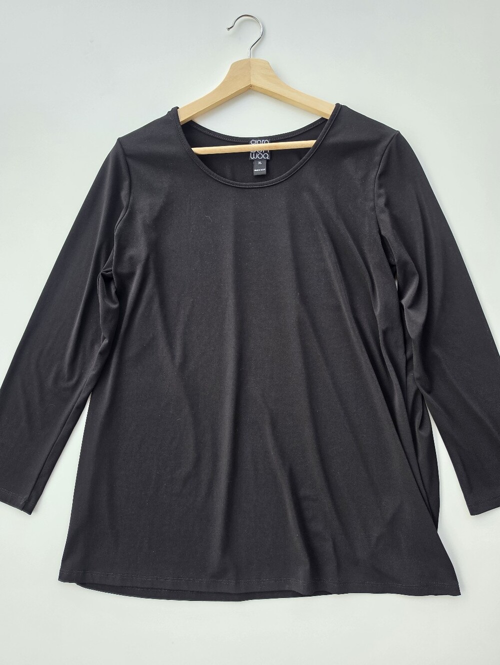 Clara Sun Woo Black Basic Cropped Sleeve Tunic Top